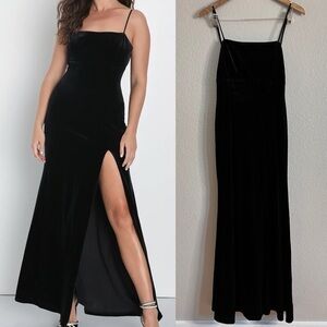 NWOT Marvelous Elegance Black Velvet Sleeveless Backless Maxi Dress